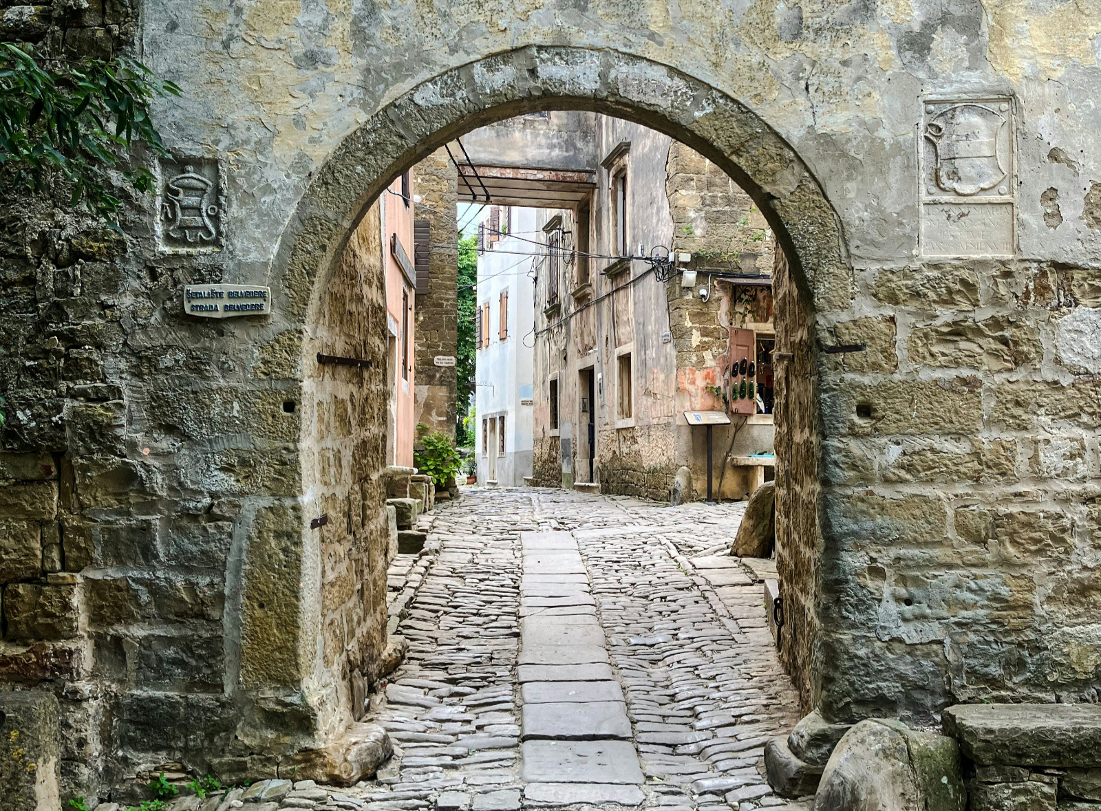 Grožnjan, photo by Gerald Vigouroux